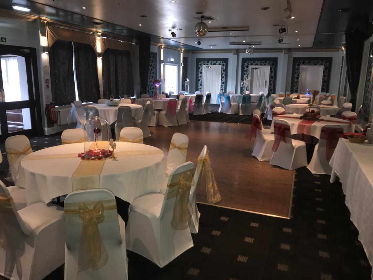 Fairway Hotel Bathgate Esterno foto