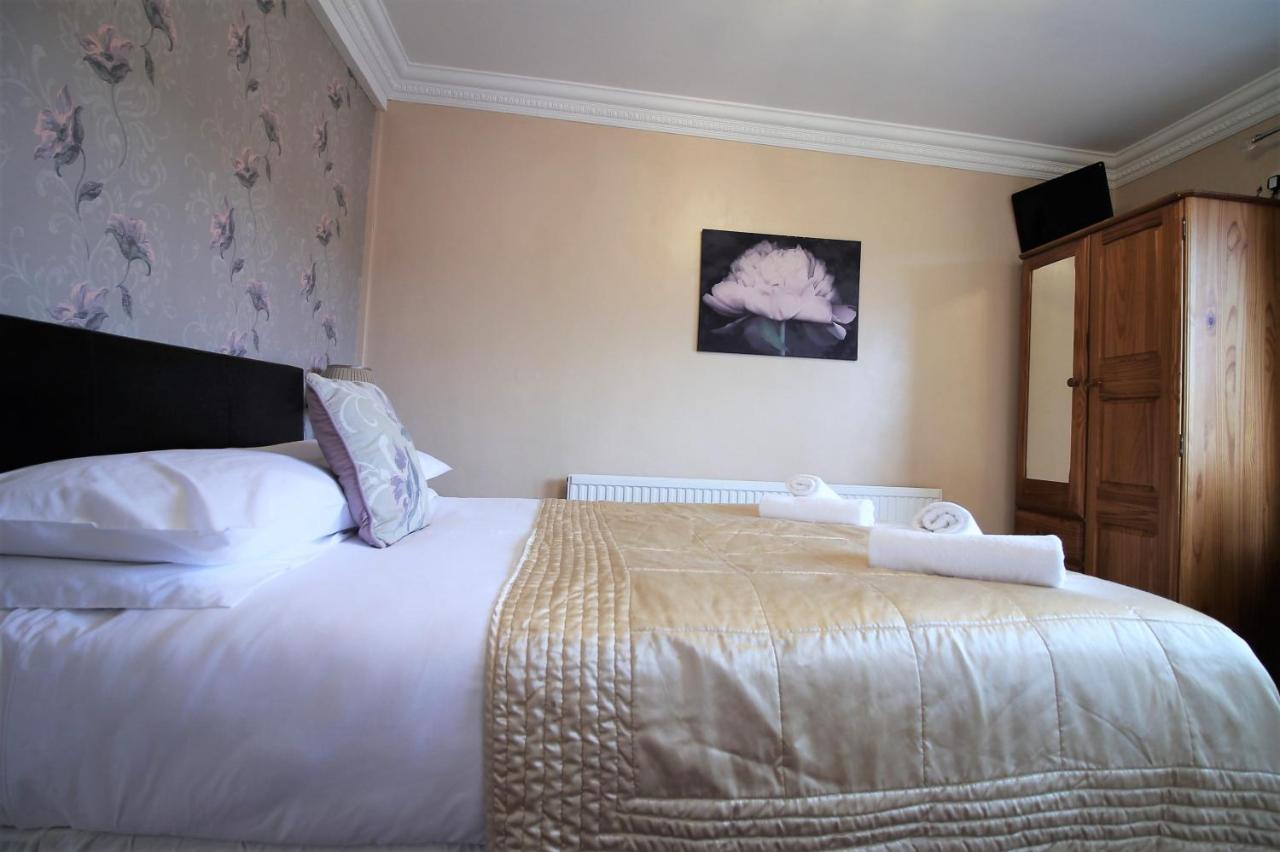 Fairway Hotel Bathgate Esterno foto