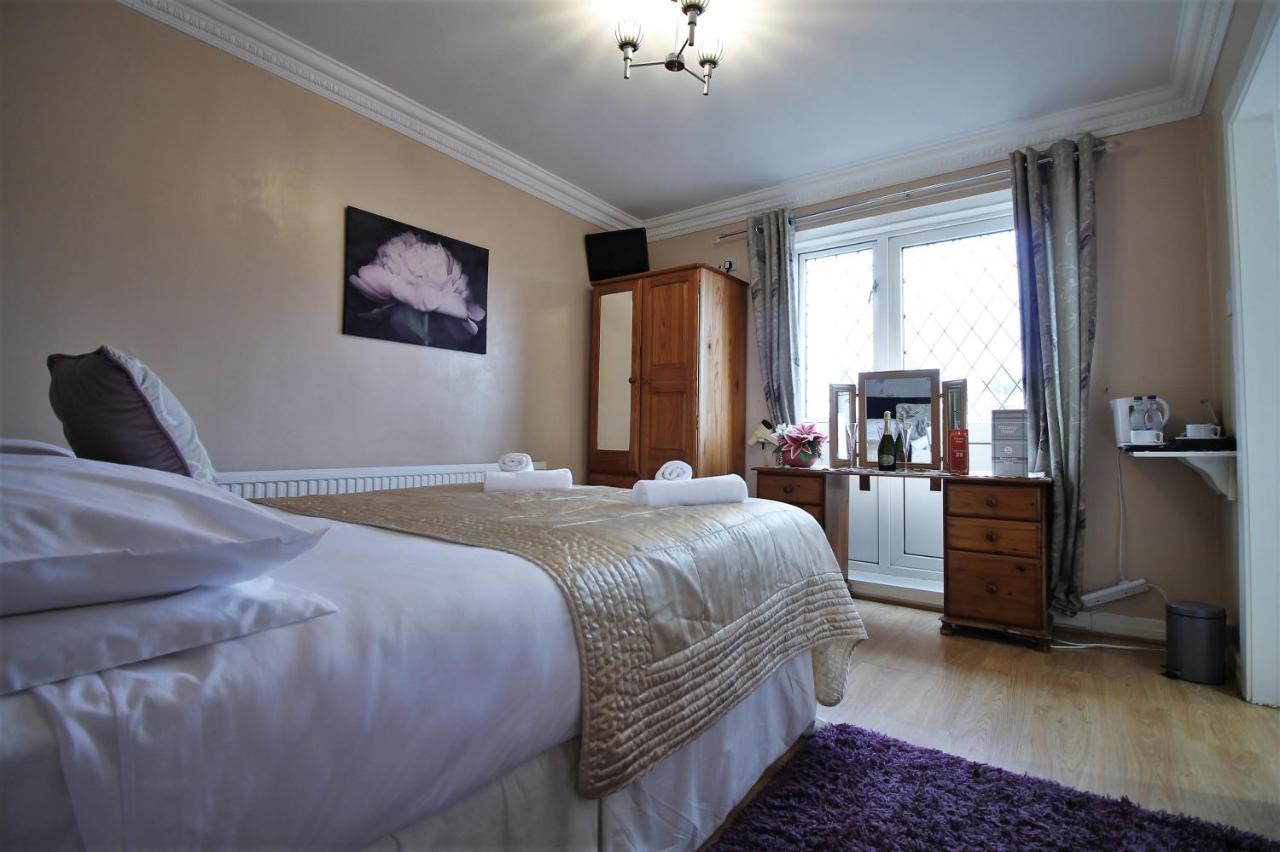 Fairway Hotel Bathgate Esterno foto
