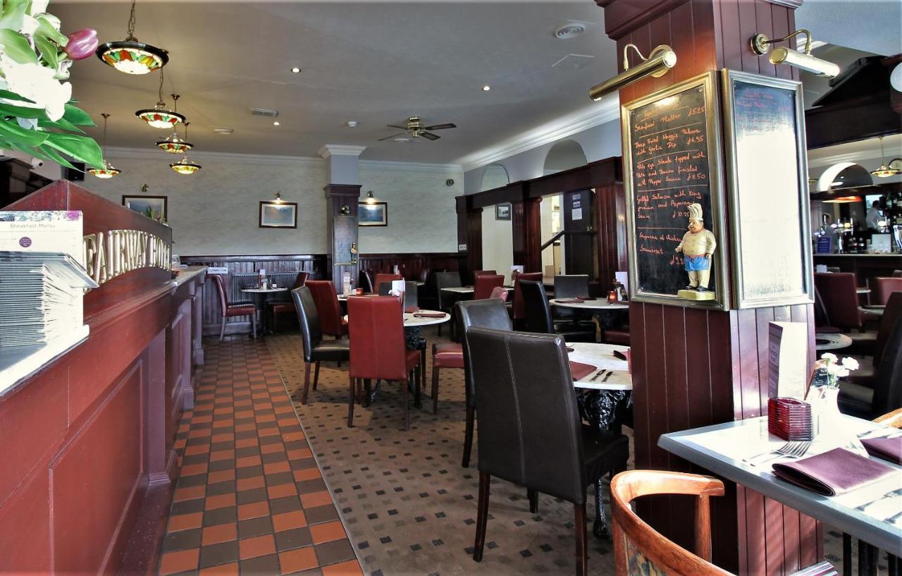 Fairway Hotel Bathgate Esterno foto