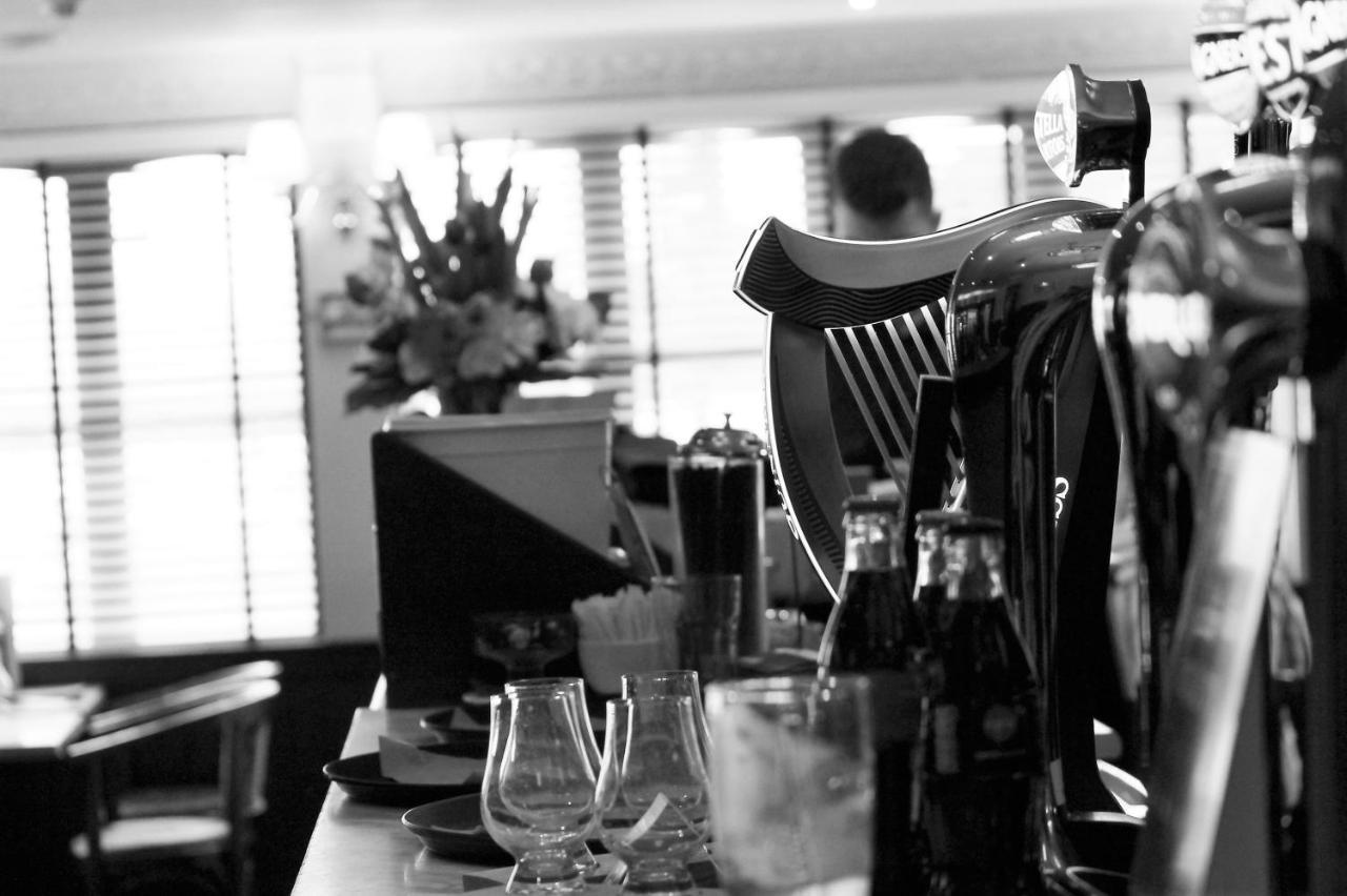 Fairway Hotel Bathgate Esterno foto