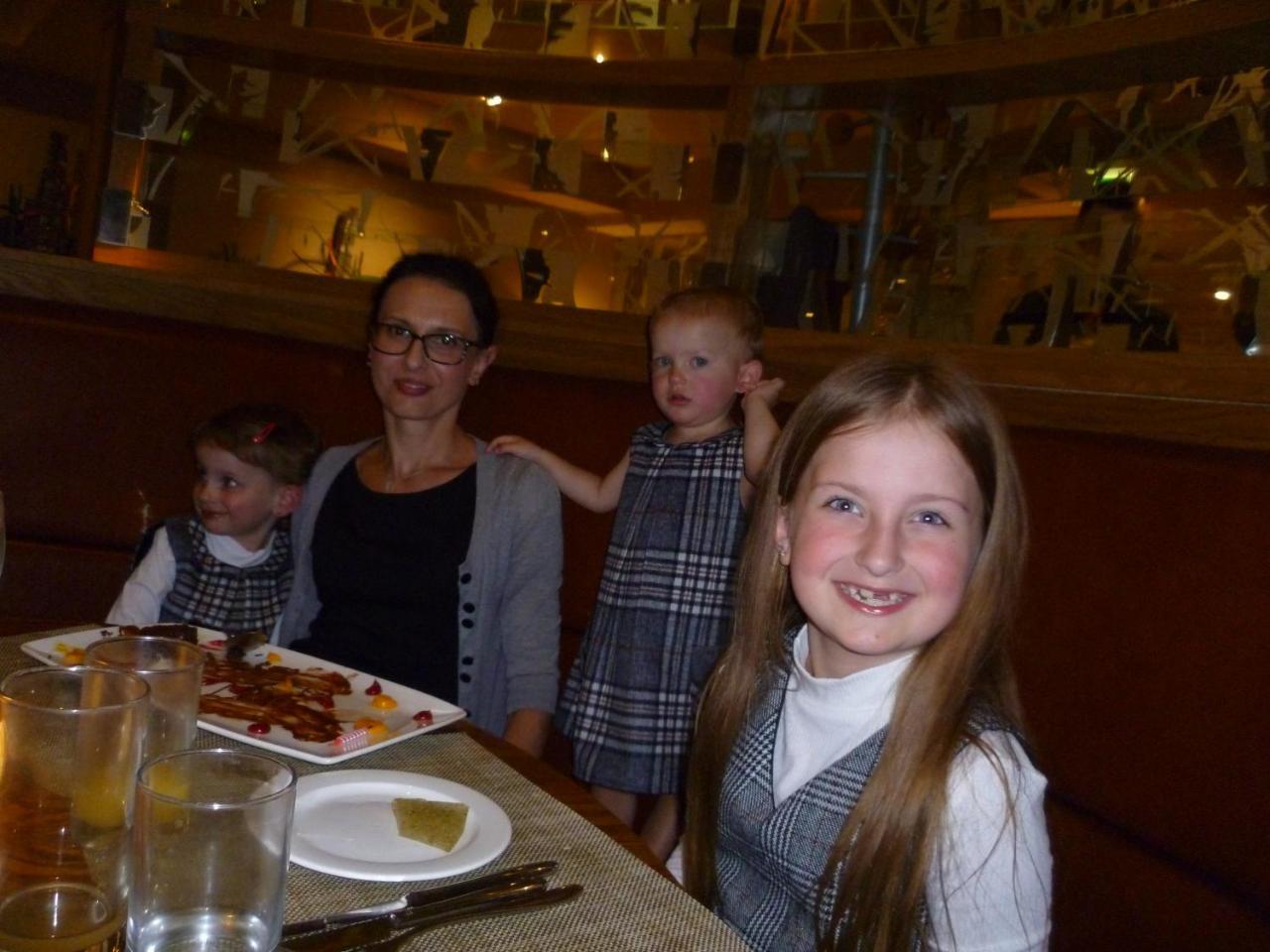 Fairway Hotel Bathgate Esterno foto